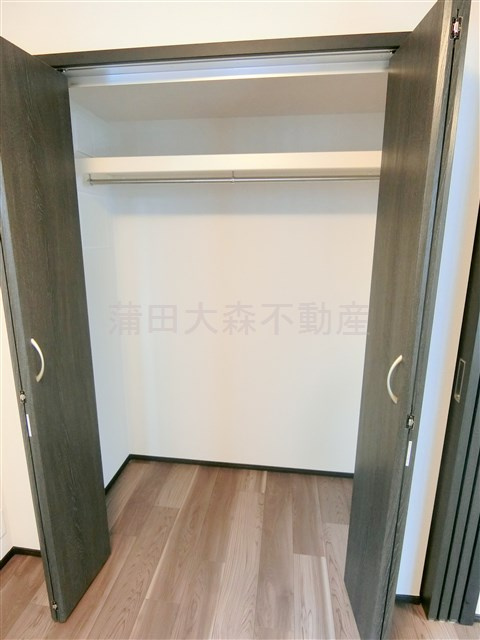 HILLTOP南蒲田(ヒルトップミナミカマタ)の収納|洋室3.2帖の収納　クローゼット