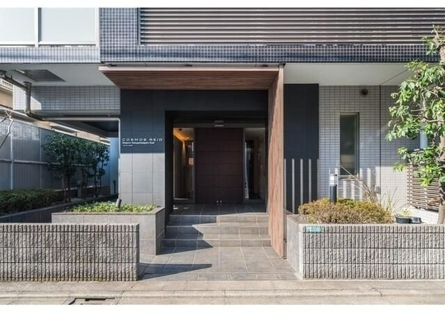 コンフォリア学芸大学イーストのロビー