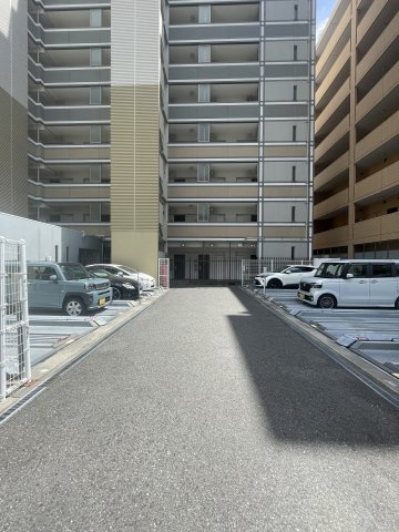 S-FORT神戸神楽町の駐車場