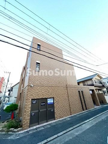 フォワイエセレストⅡの外観|落ち着いた雰囲気の外観です