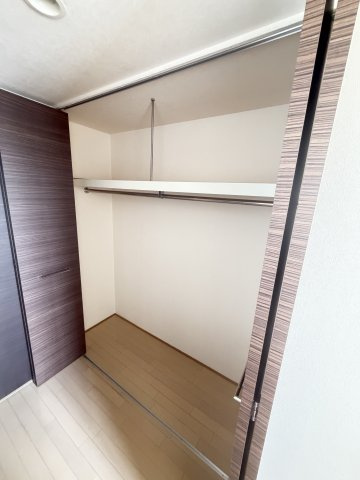 プレジール三ノ宮Ⅲの収納