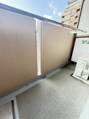 中山手ミオ壱番館のバルコニー