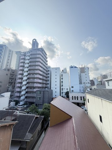 中山手ミオ壱番館の展望