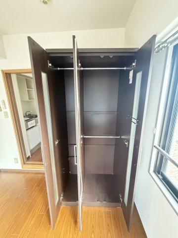 中山手ミオ壱番館の収納