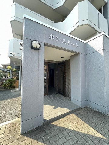 西宮エバーグリーンの外観