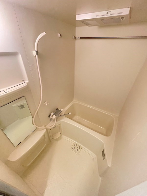 クラウンハイム北心斎橋フラワーコートの浴室
