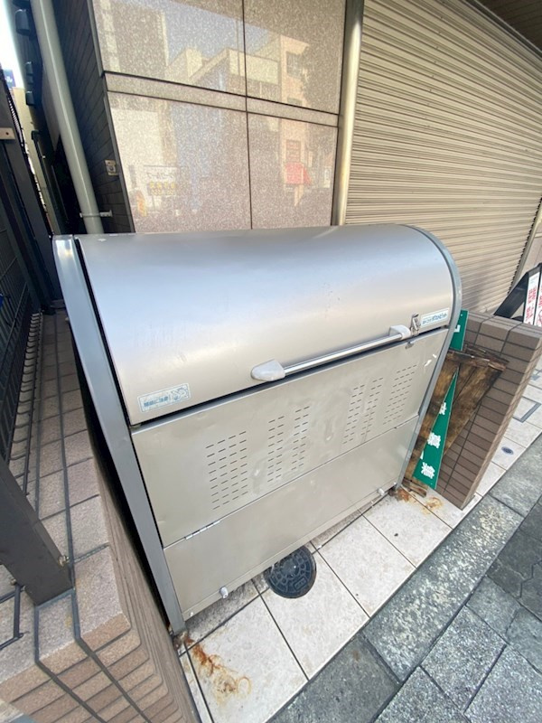 ブリリアントコート心斎橋イーストの外観