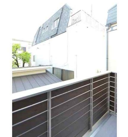 目黒区中町１丁目戸建のバルコニー