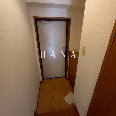 クラーシェ妙典の玄関