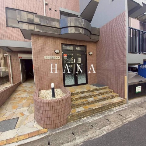 クラーシェ妙典のエントランス