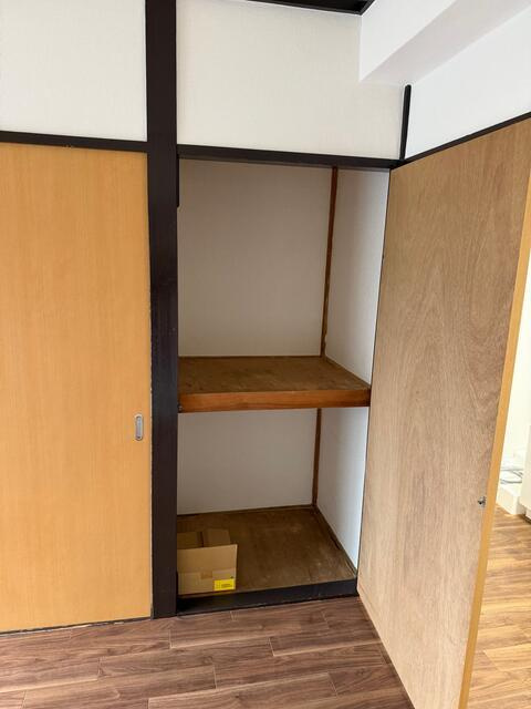 第二青興ビルの収納