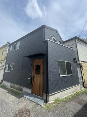 石井町６丁目貸家の外観