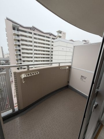 神戸アスタカレッジハイツのバルコニー