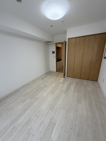 神戸アスタカレッジハイツの居間・リビング
