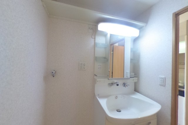 神戸アスタカレッジハイツの洗面所