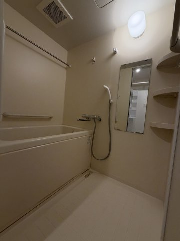 神戸アスタカレッジハイツの浴室