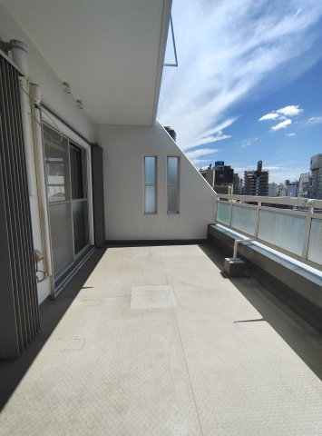 マンション指月のバルコニー