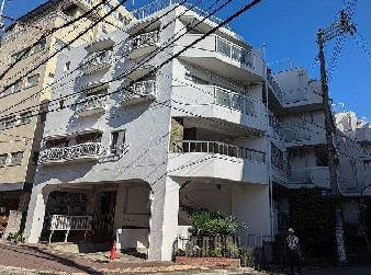 マンション指月の外観