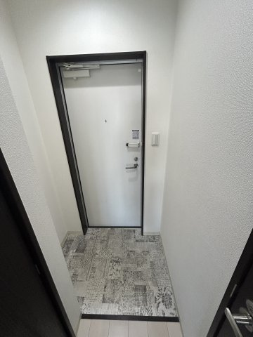 クリエオーレ福町Ⅱの玄関