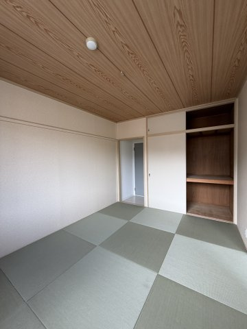 サンビレッジ須磨の和室