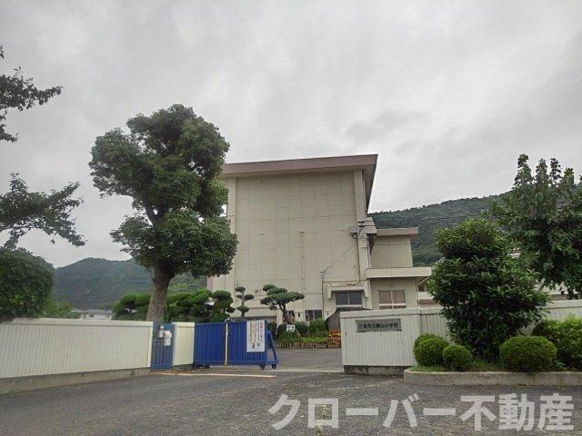 ポラリス豊中の周辺|三豊市立桑山小学校まで450m