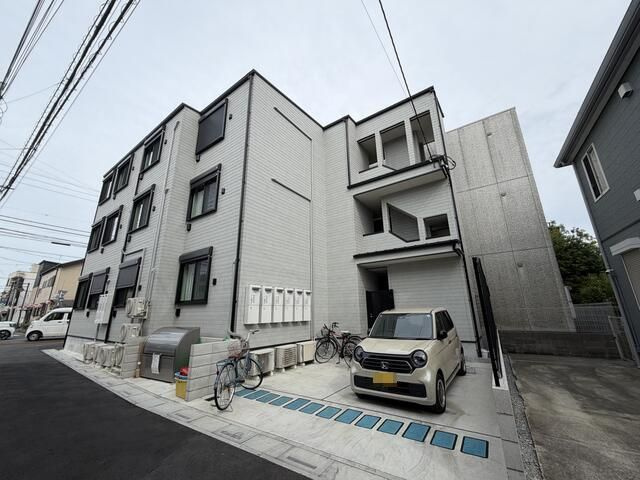 ＳＨＩＮ　ＭＡＩＳＯＮ　北越谷の外観