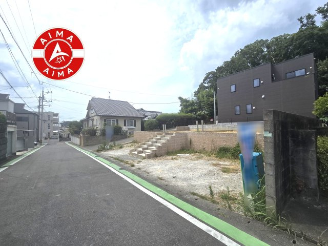 福岡市東区八田3丁目第12-2棟（2号棟）の前面道路含む現地写真|見学の時間などお気軽にお問い合わせ下さい。