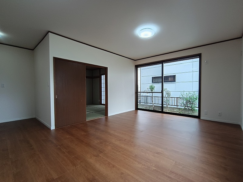 高崎市中居町2丁目リフォーム済中古住宅の居間・リビング