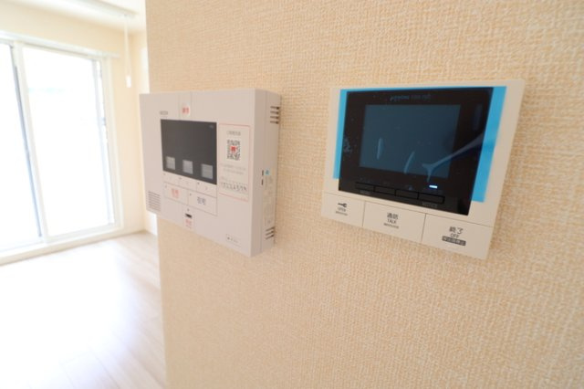 アイウェル湘南台のセキュリティ|セコムのセキュリティシステム、ＴＶインターフォン付きです