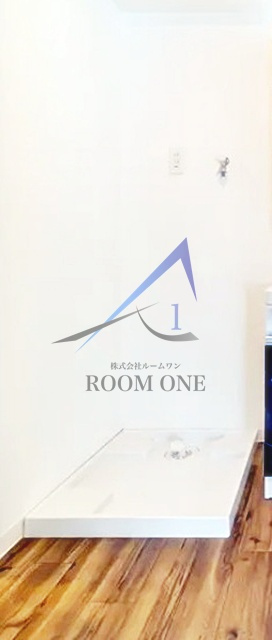 Ｇａｒｄｅｎ　Ｈｉｌｌｓ　ＭＡＴＳＵＤＯの設備|洗濯機置き場です。
