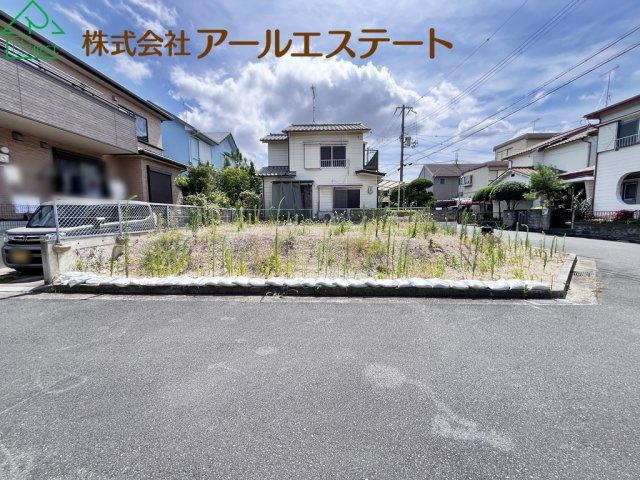 加古川市西神吉町大国　　新築戸建の駐車場