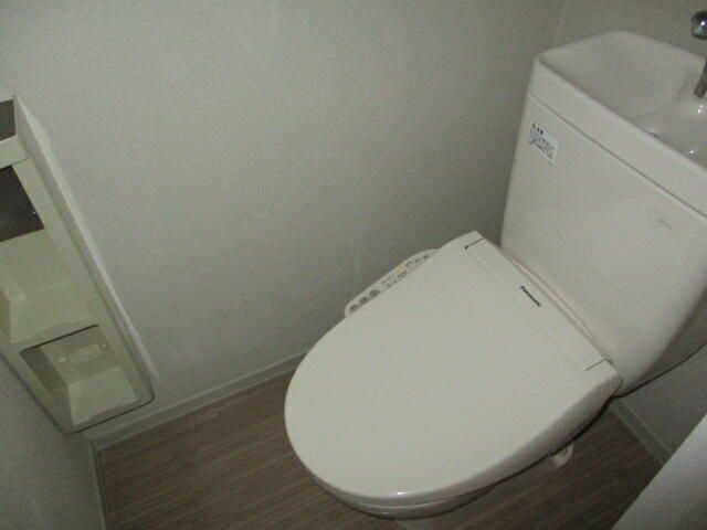 シャーメゾン駒込のトイレ
