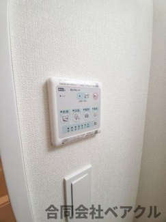 【浴室】 | ファステート京都洛南エリーゼ | 落ち着いた空間のお風呂です