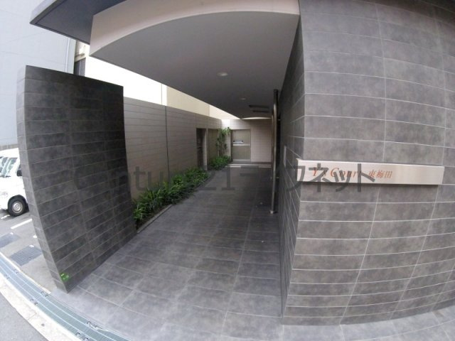 【エントランス】 | Y's Court東梅田