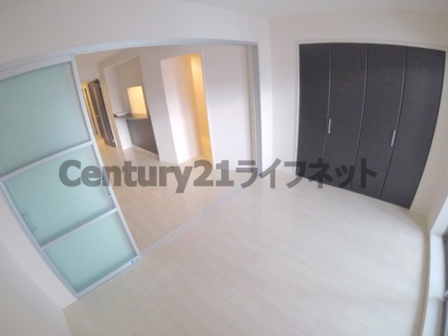 【寝室】 | Y's Court東梅田