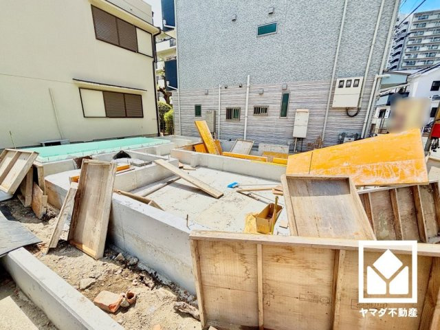 尼崎市長洲東通２期のその他|トイレが1階・2階の2か所に設置されているので、朝の忙しい時間帯も混雑を避けやすい間取りです。