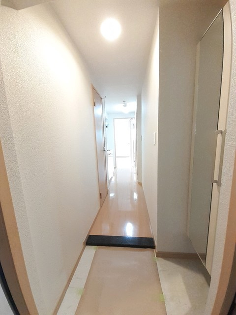 スカイガーデンタワーの玄関