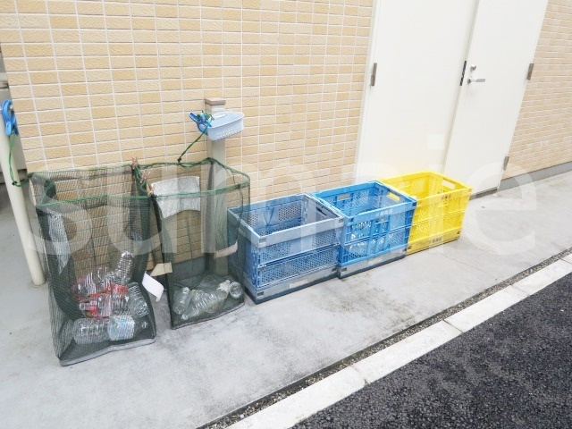 ティファニー舟渡のその他共用部分|敷地内にゴミ置き場あります！
