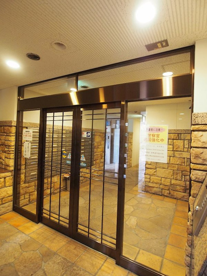 【エントランス】エステムコート梅田茶屋町デュアルスペース
