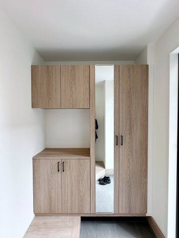 南区宇品御幸1丁目 No.Aの洗面所|姿見付きシューズボックス☆
大容量のシューズボックスの為、靴もたくさん収納が可能です♪