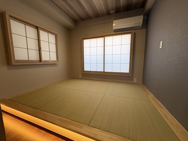 富士前ビルの和室