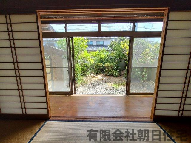 【和室】 | 雑賀町中古戸建 ３K 800万円 | 落ち着いた雰囲気の和室付きです