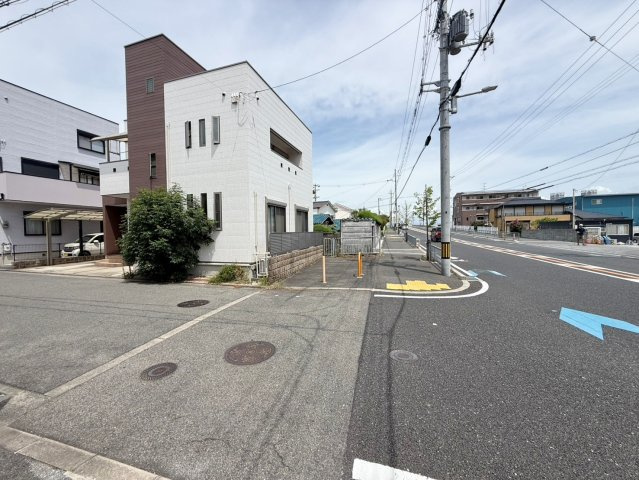 泉北郡忠岡町忠岡北1丁目　中古戸建の前面道路含む現地写真