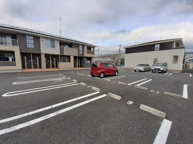 エレガントつくばⅢの駐車場|駐車場