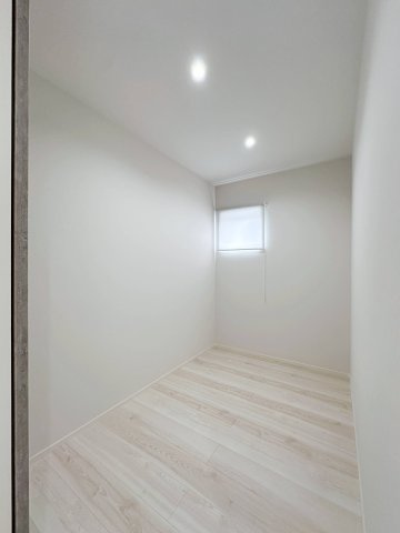 廿日市市対厳山3丁目 No.Aのその他|2階3帖の納戸☆
物置部屋やテレワークルームなどに活用できます♪