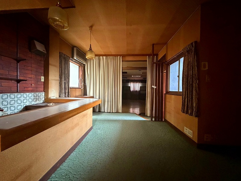 ■□米子市東町貸一戸建□■のキッチン|カウンター付キッチンとなっております。