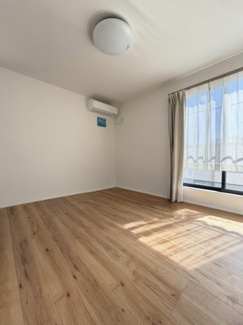 【庭】 | 築１年！川越市中台元町戸建！ | ★楽しみ方いろいろ♪★ ガーデニングやBBQ、お子様のプールにも◎ ガーデンシンク＆ウッドデッキ付き！
