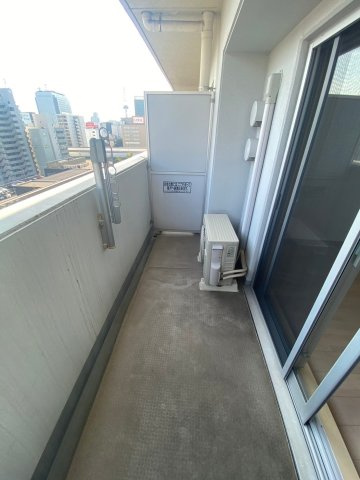 レジディア高岳　名古屋市賃貸　仲介手数料無料のバルコニー