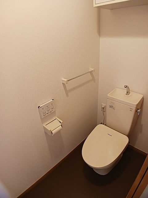 アドラブールのトイレ