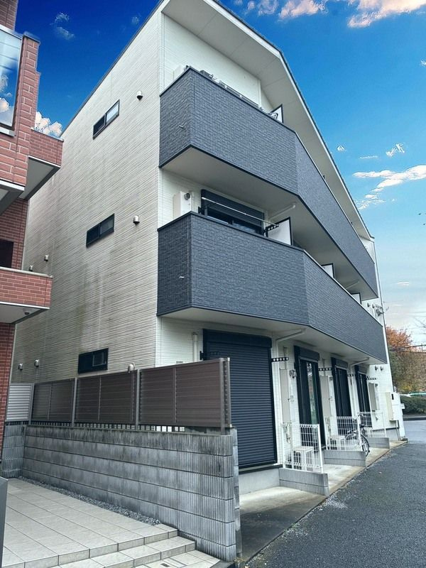コンフォート東浦和のエントランス